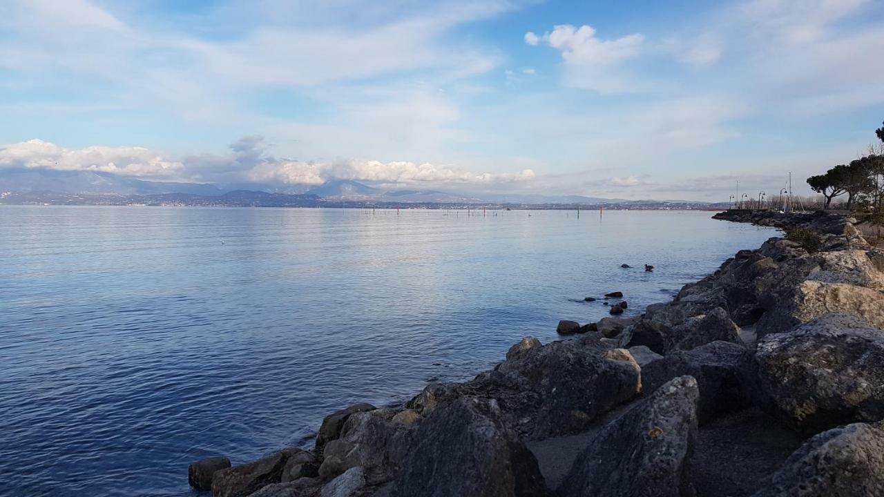 Villa Villacolle Sirmione Eksteriør bilde