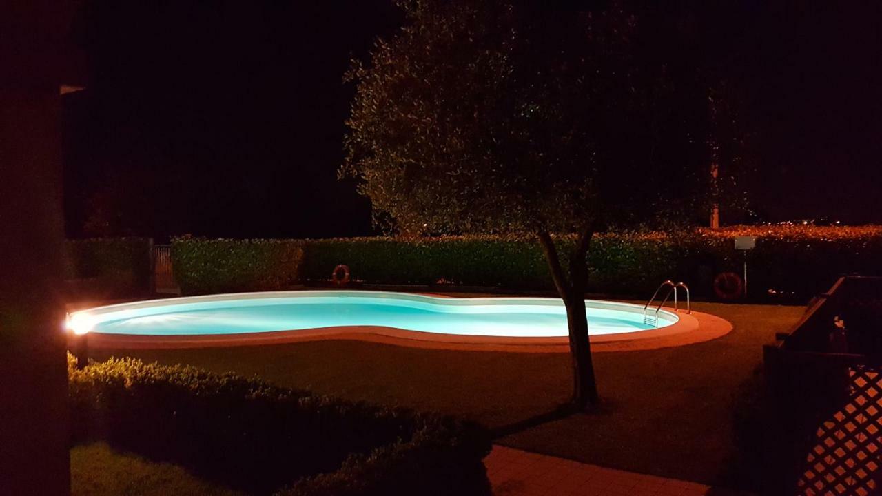 Villa Villacolle Sirmione Eksteriør bilde