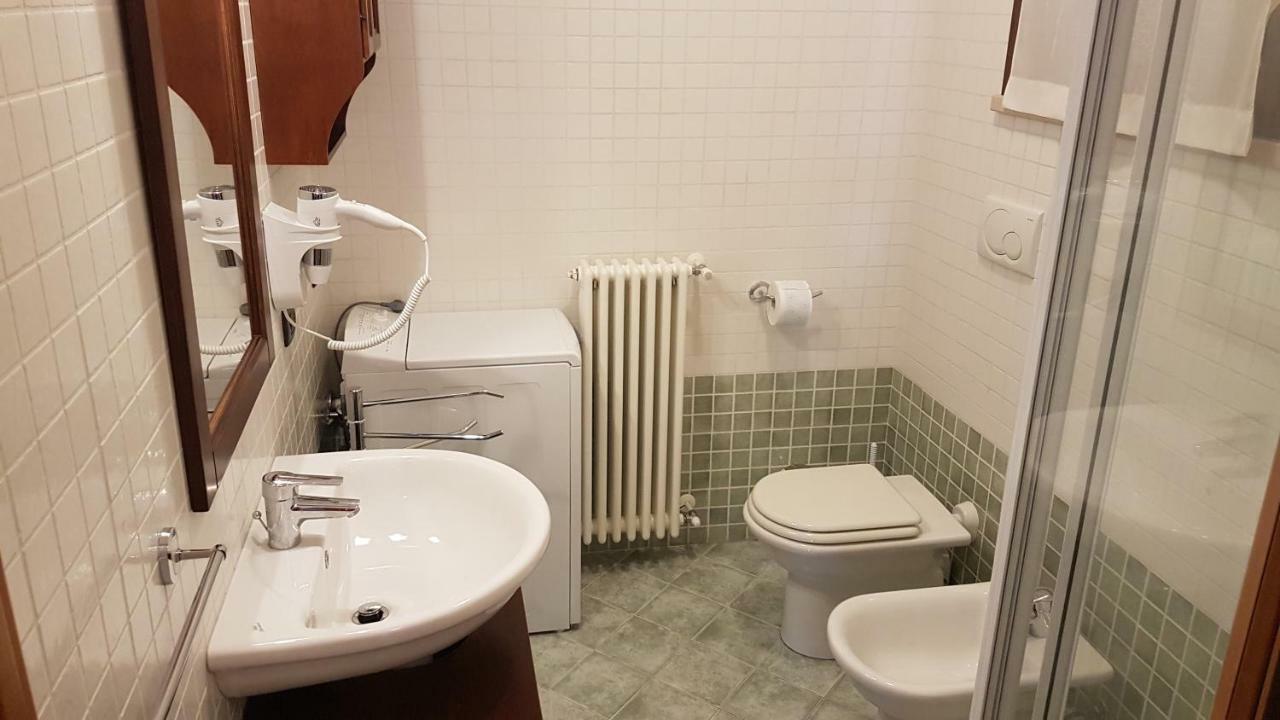 Villa Villacolle Sirmione Eksteriør bilde