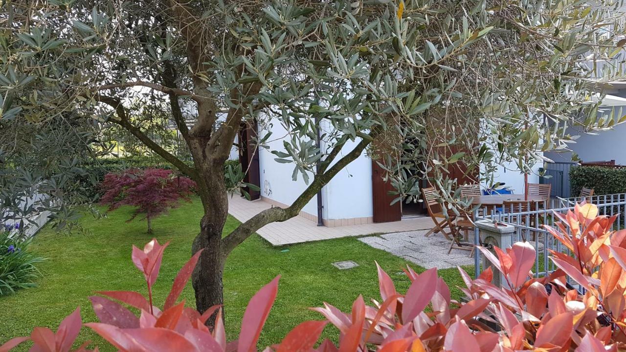 Villa Villacolle Sirmione Eksteriør bilde
